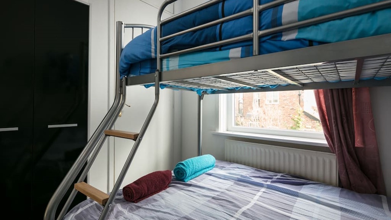 Photo of Bedroom in Chorlton-cum-Hardy