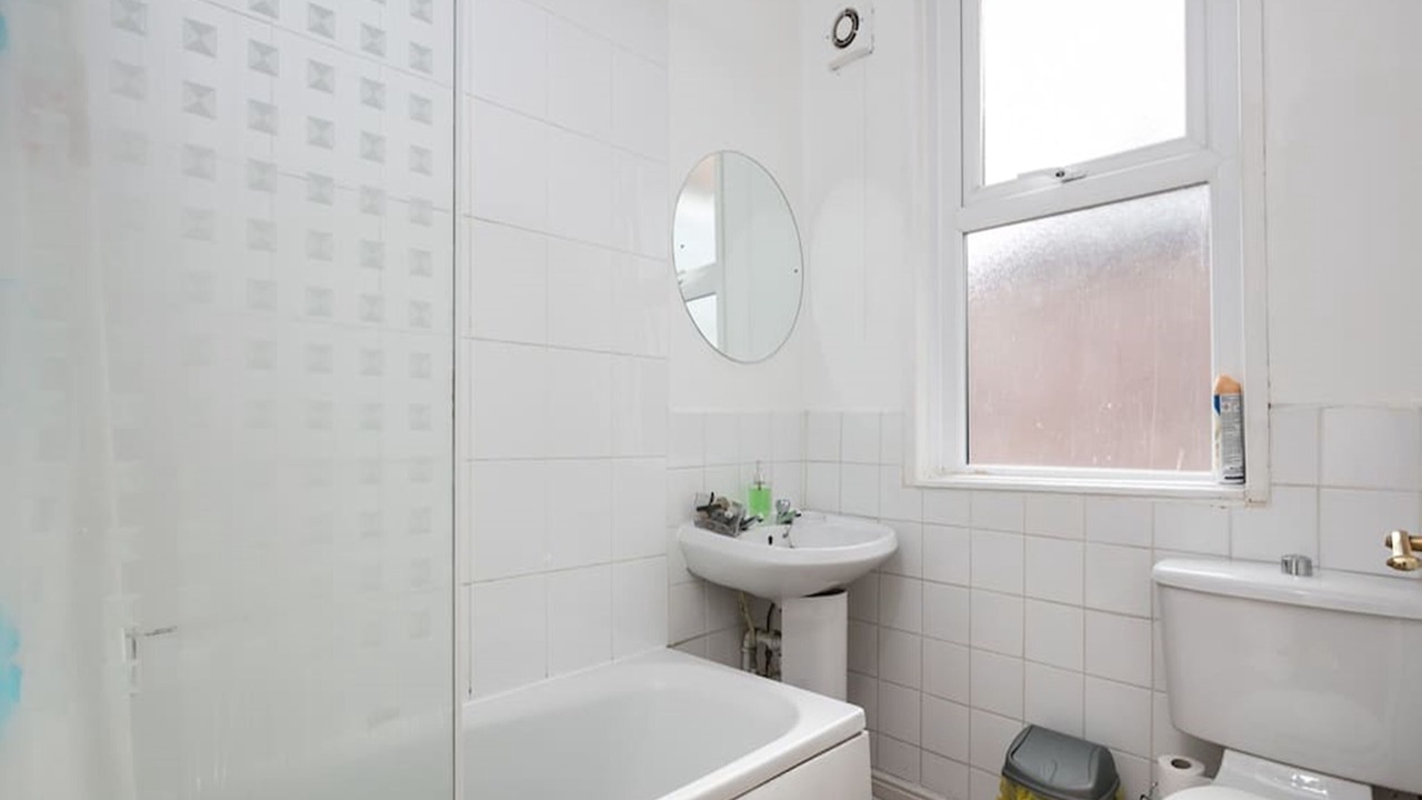 Photo of Bathroom in Chorlton-cum-Hardy