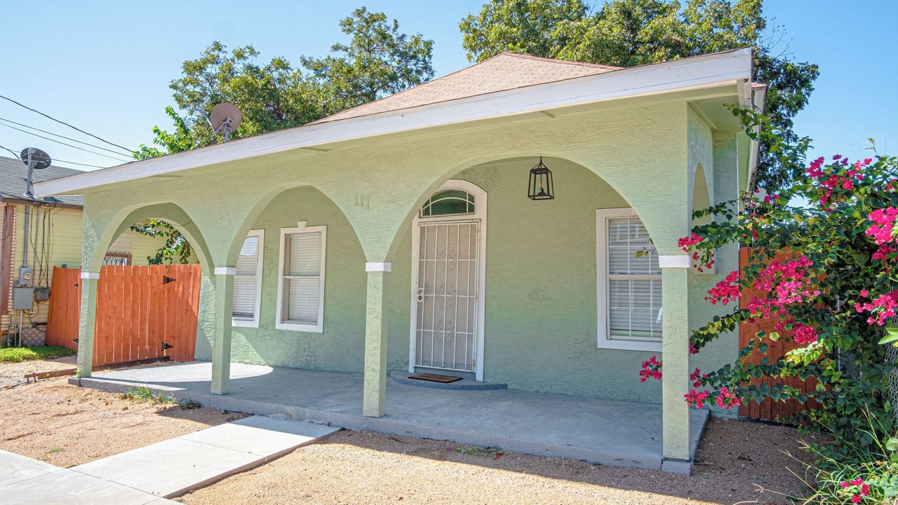 Photo of Outdoor in Near East Side