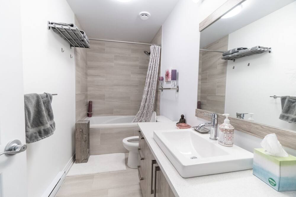 Photo of Bathroom in Saint-Calixte