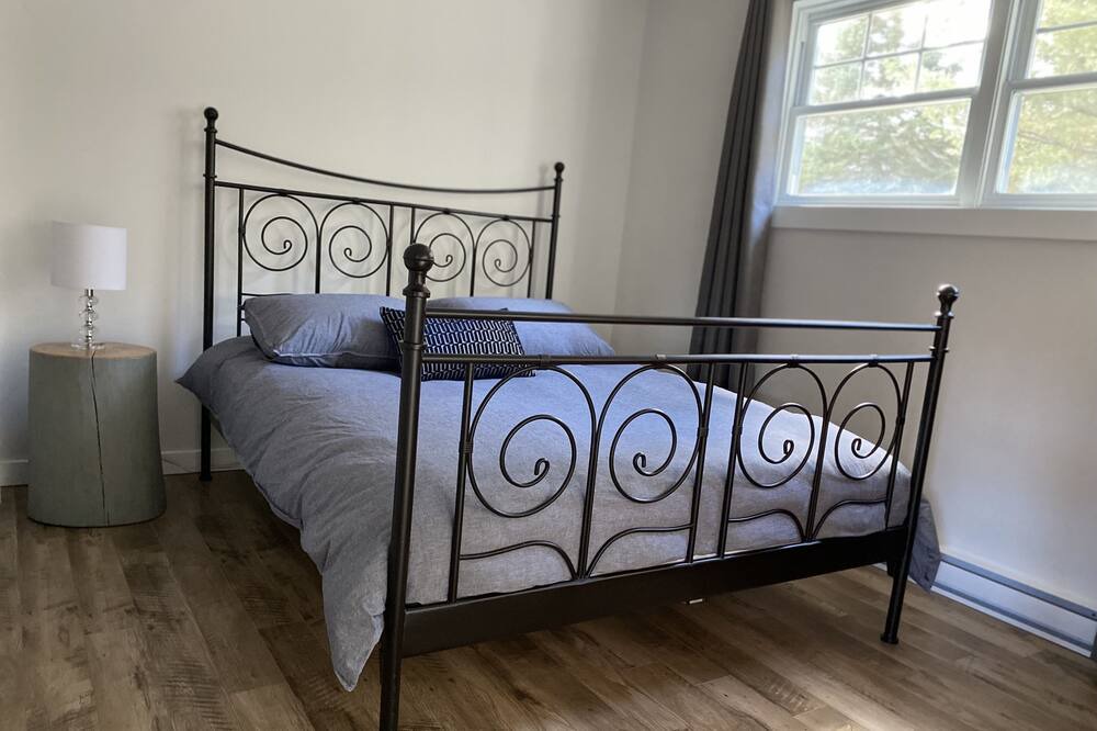 Photo of Bedroom in Notre-Dame-de-la-Merci