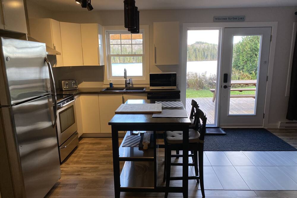 Photo of Kitchen in Notre-Dame-de-la-Merci