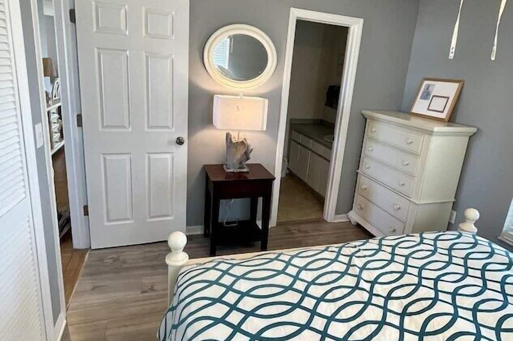 Photo of Bedroom in Matlacha