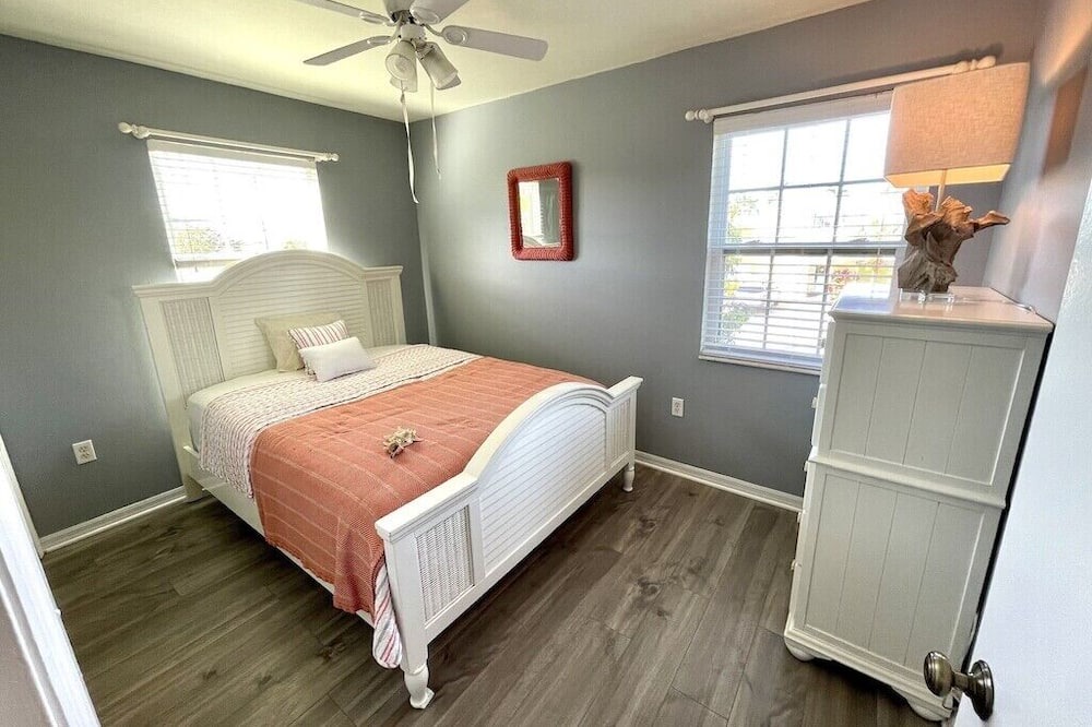 Photo of Bedroom in Matlacha