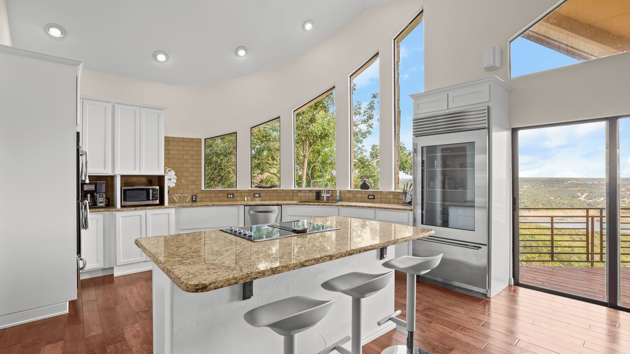 Photo of Kitchen in Lower Basin Lake Travis