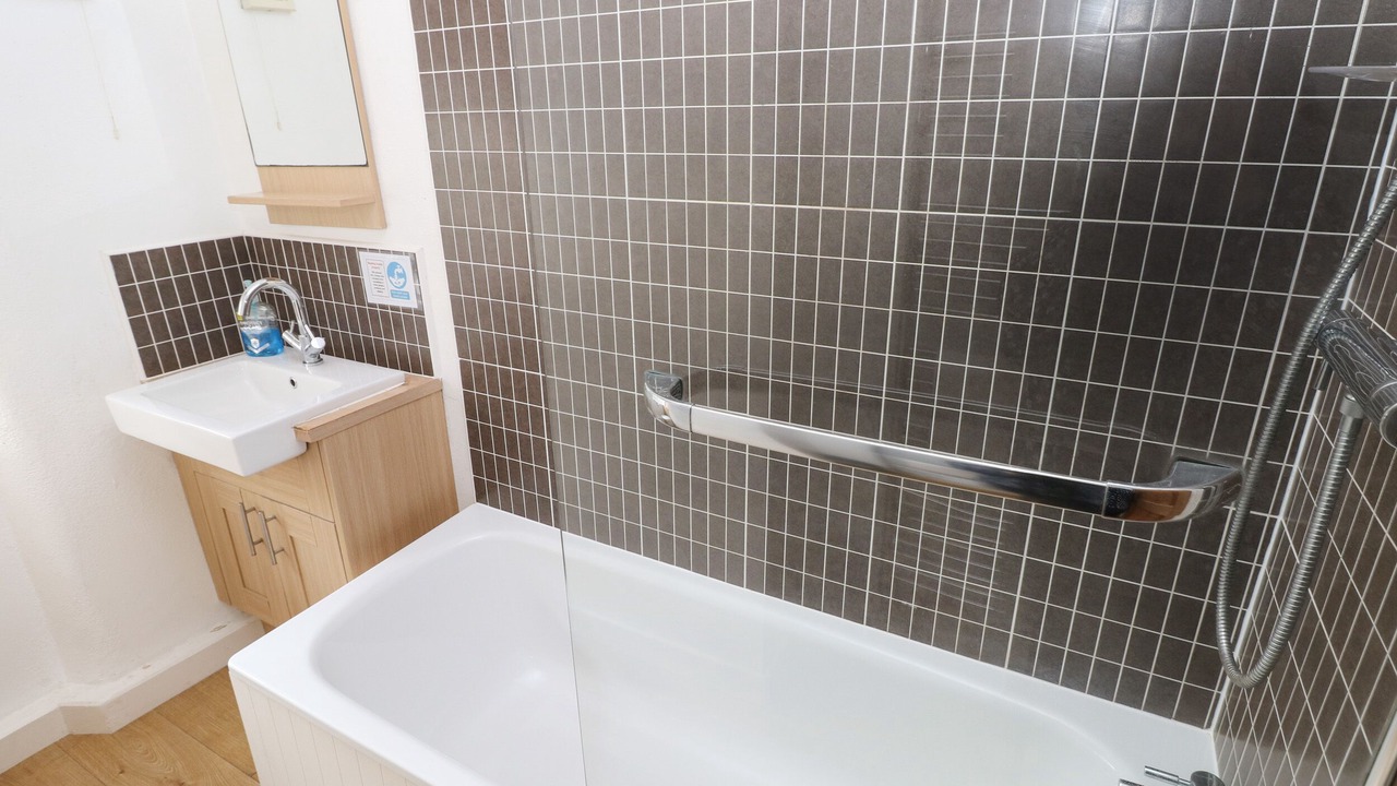 Photo of Bathroom in Llys Y Fran