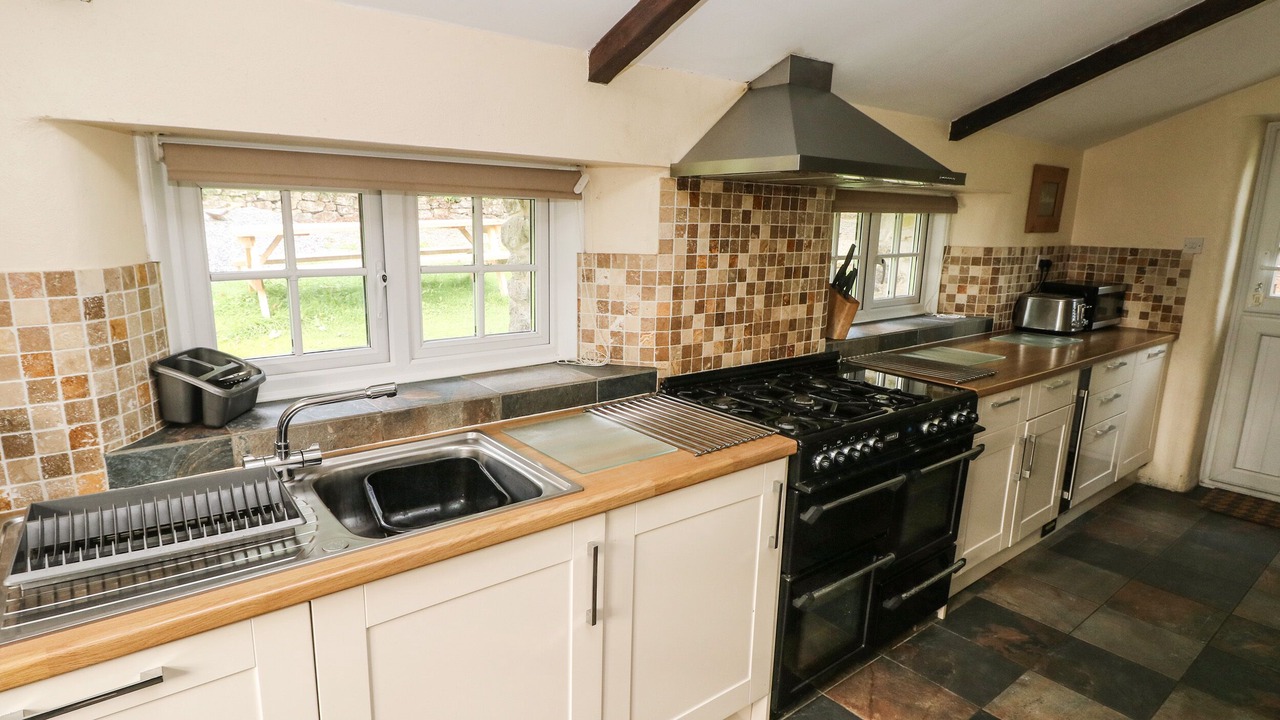 Photo of Others in Llys Y Fran