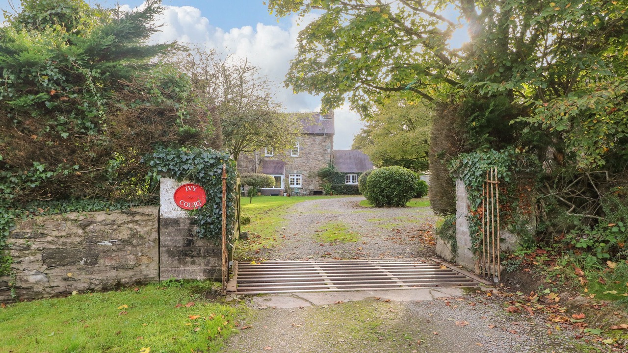 Photo of Others in Llys Y Fran