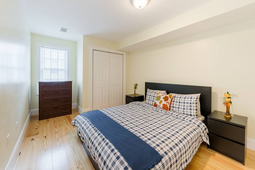 Photo of Others in Quincy