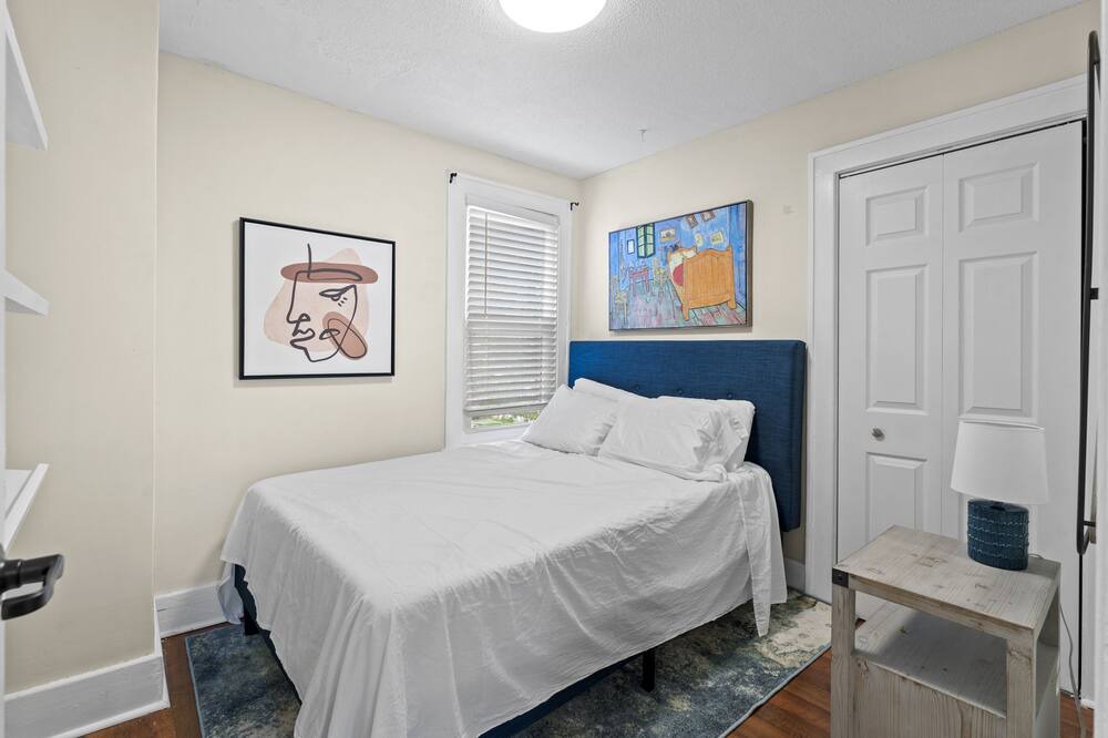 Photo of Bedroom in Walkerville