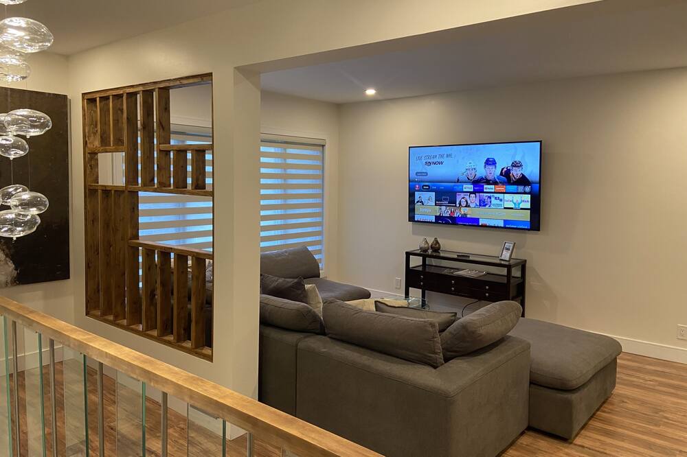 Photo of Livingroom in Saint-Laurent