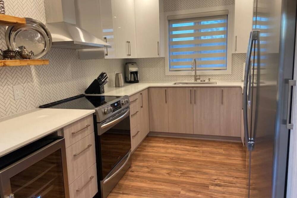 Photo of Kitchen in Saint-Laurent
