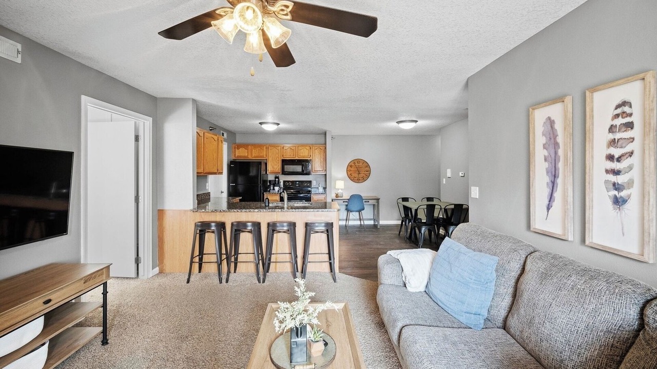 Photo of Livingroom in West Des Moines