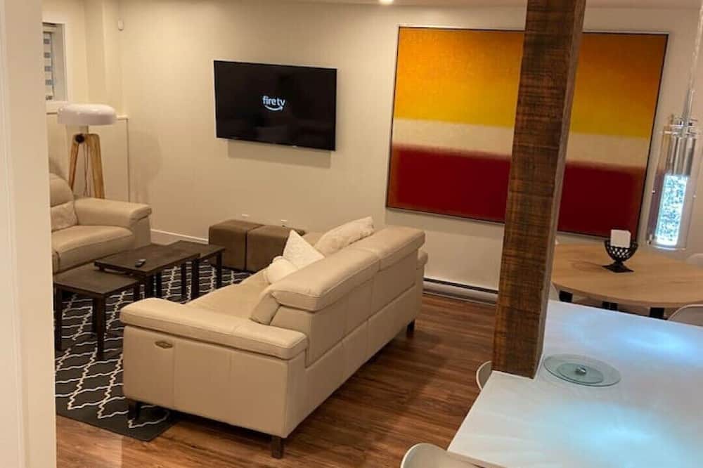 Photo of Livingroom in Saint-Laurent
