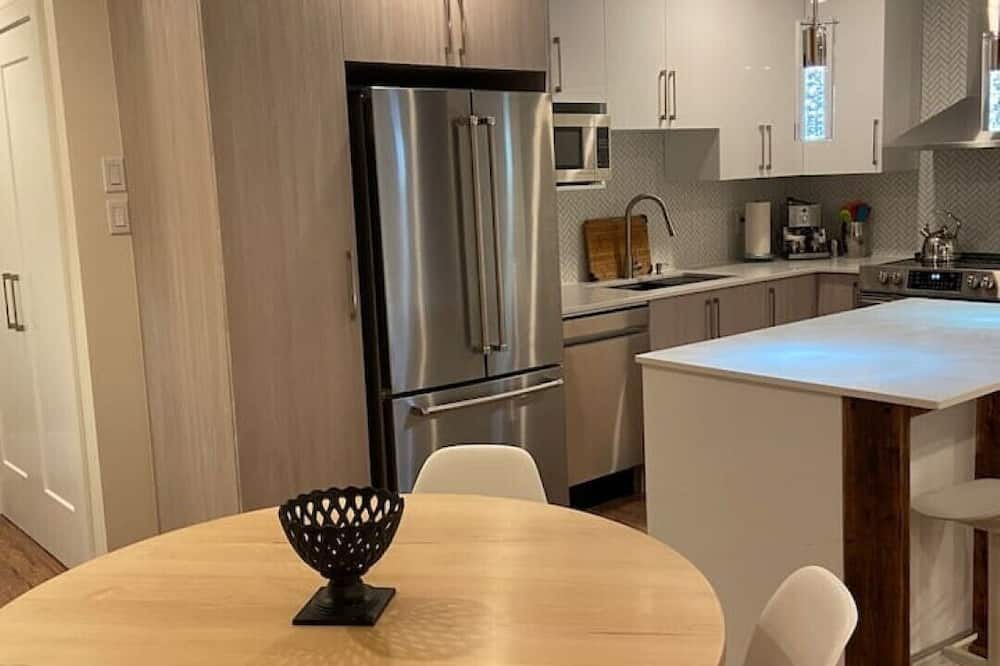 Photo of Kitchen in Saint-Laurent