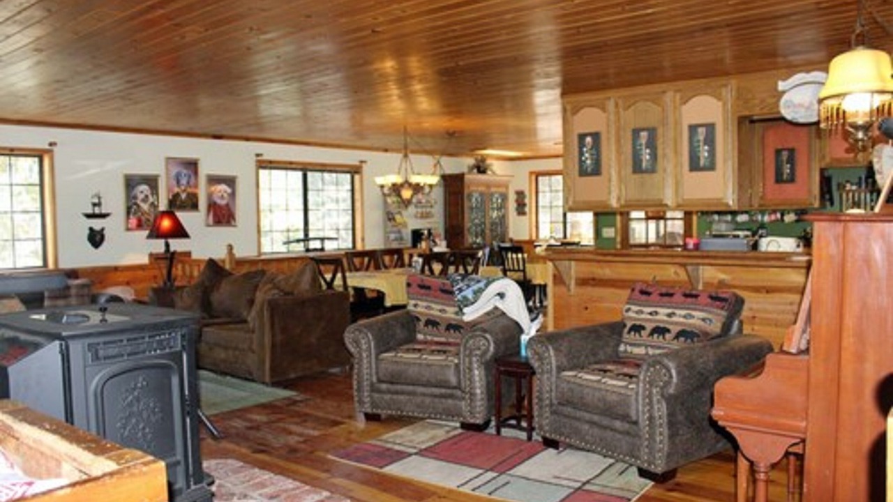Photo of Others in Pine Mountain Club