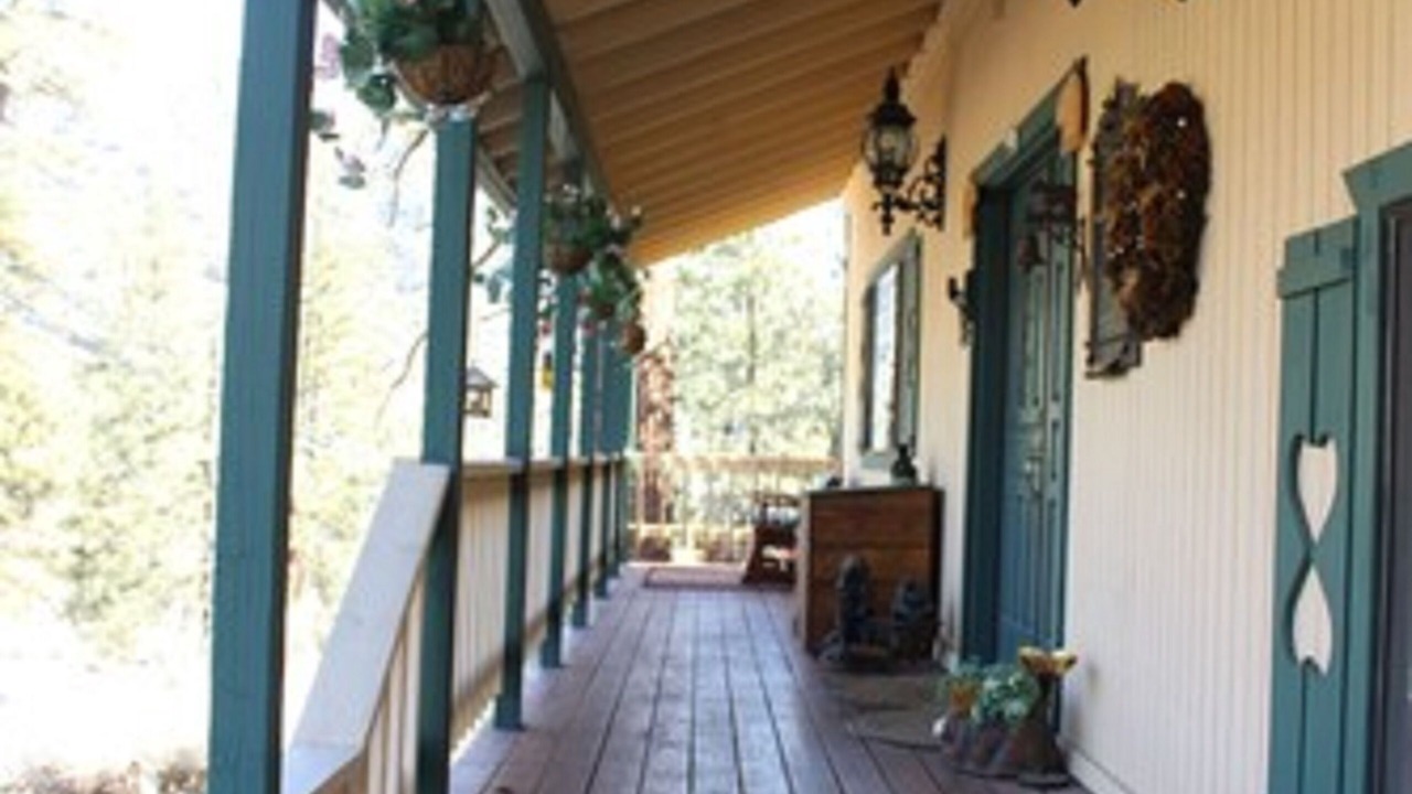 Photo of Patio Balcony in Pine Mountain Club