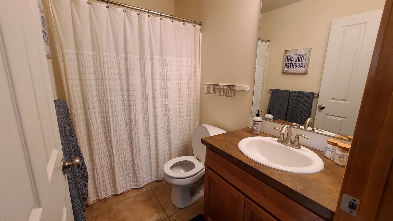 Photo of Others in Desert Aire