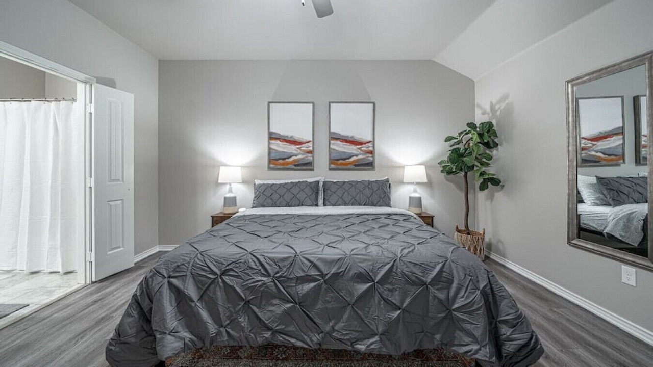 Photo of Bedroom in Shallowater
