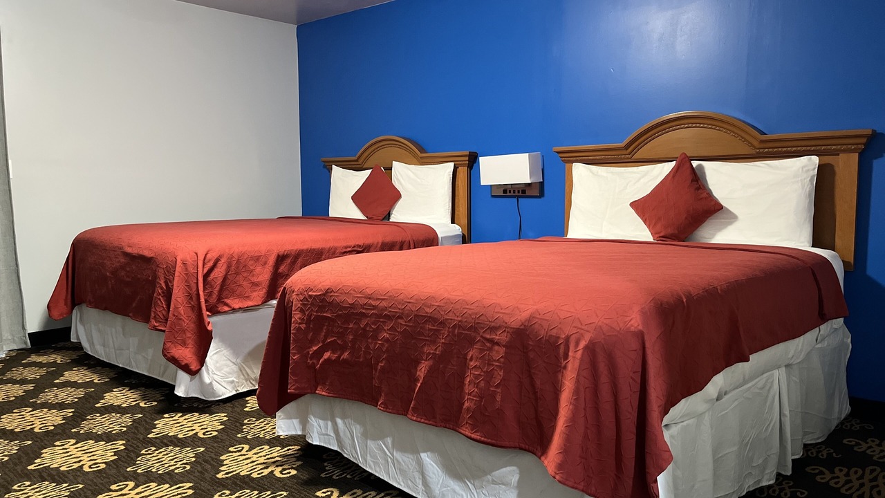 Photo of Bedroom in Guthrie Center