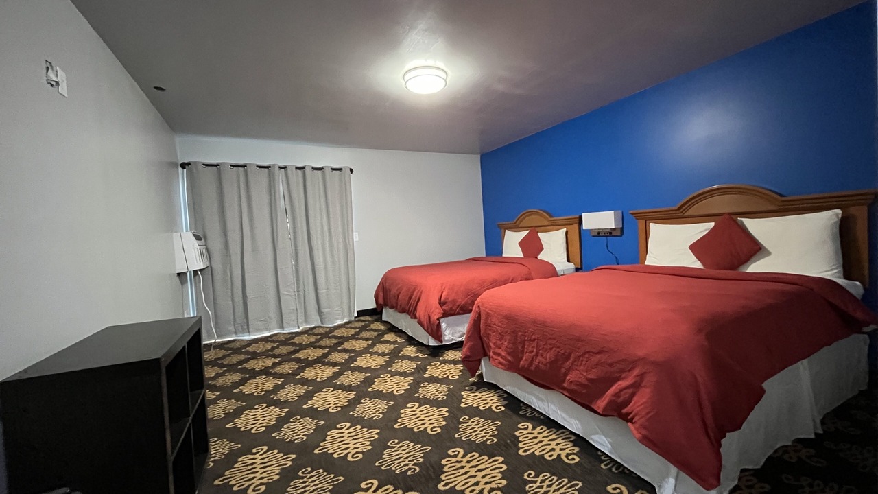 Photo of Bedroom in Guthrie Center