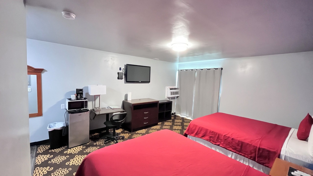 Photo of Bedroom in Guthrie Center