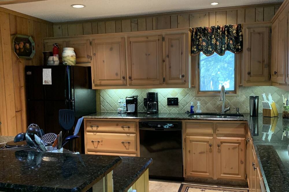 Photo of Kitchen in Gordonville