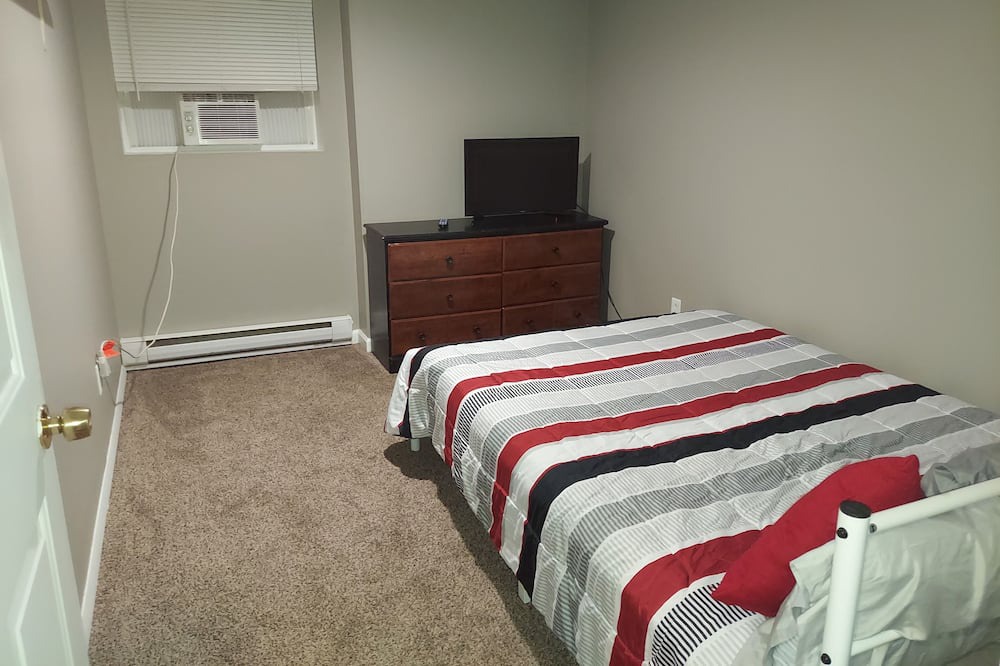 Photo of Bedroom in Hutchinson