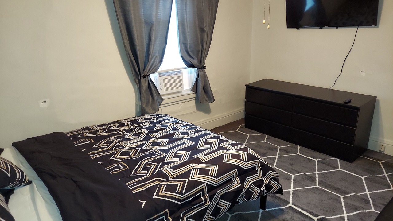 Photo of Others in Jeannette