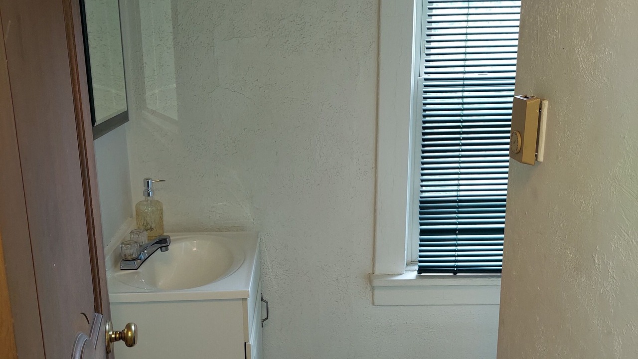 Photo of Others in Jeannette