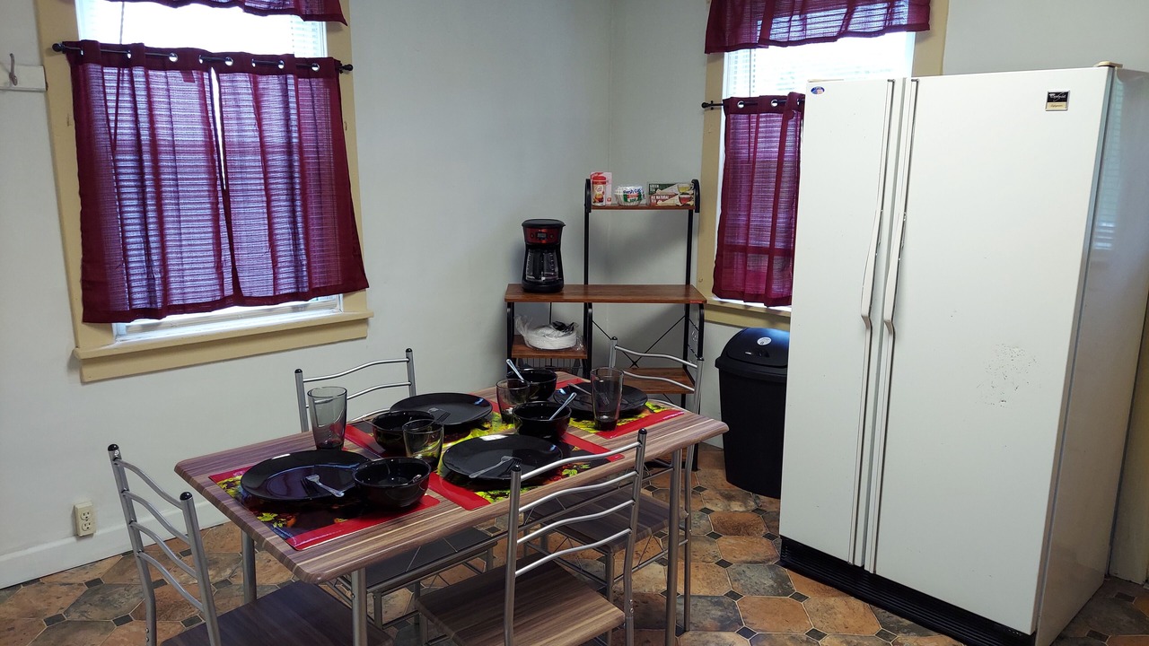 Photo of Others in Jeannette