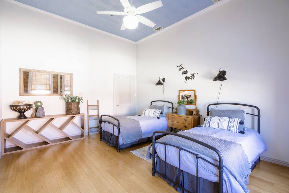 Photo of Bedroom in Kaufman
