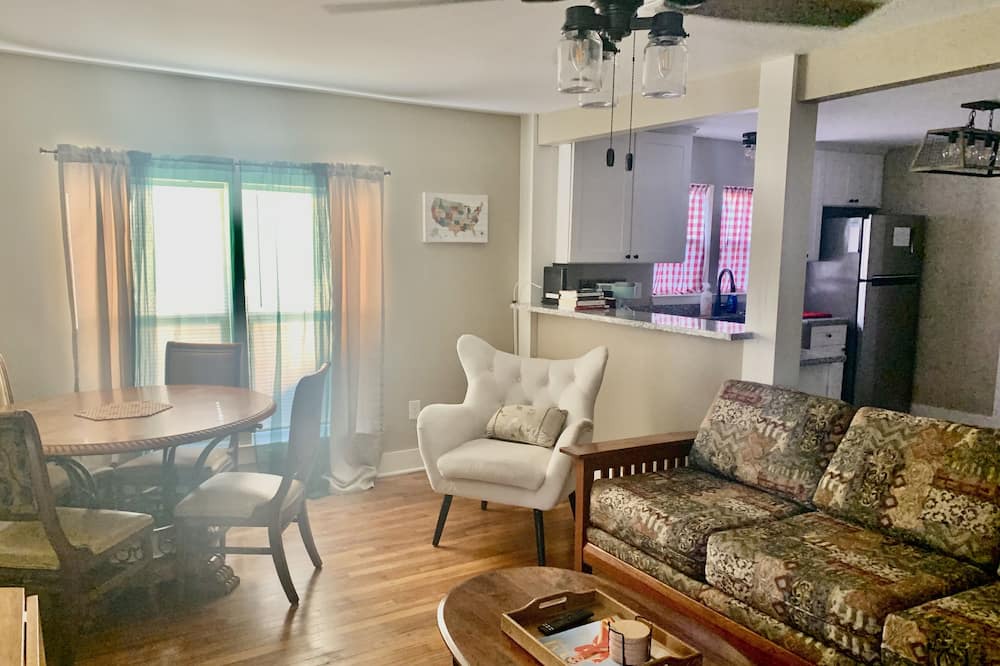 Photo of Livingroom in Lufkin