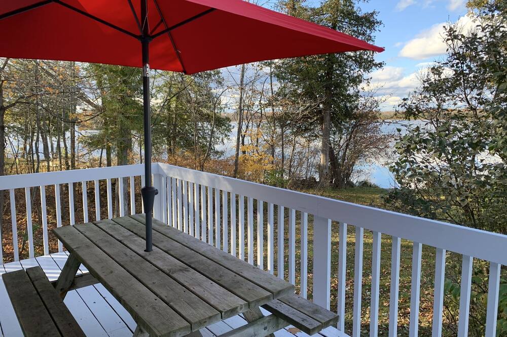 Photo of Patio Balcony in Trent Hills