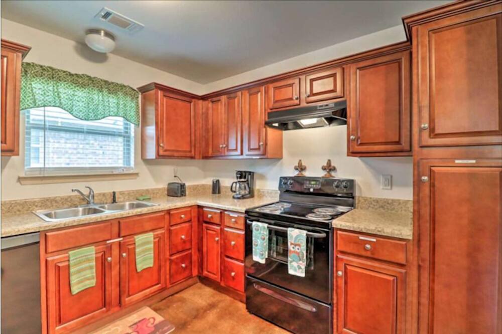 Photo of Bedroom in Conway
