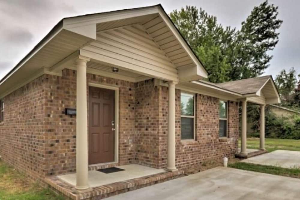 Photo of Outdoor in Conway