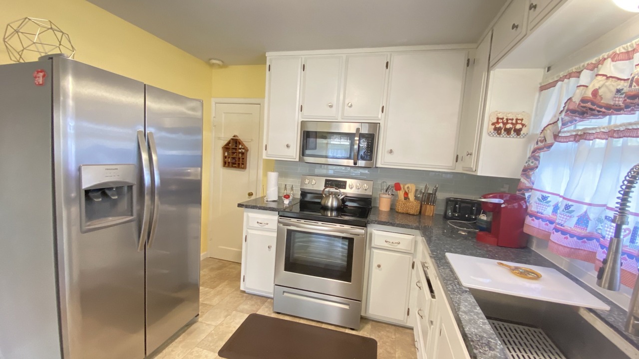 Photo of Kitchen in Peters