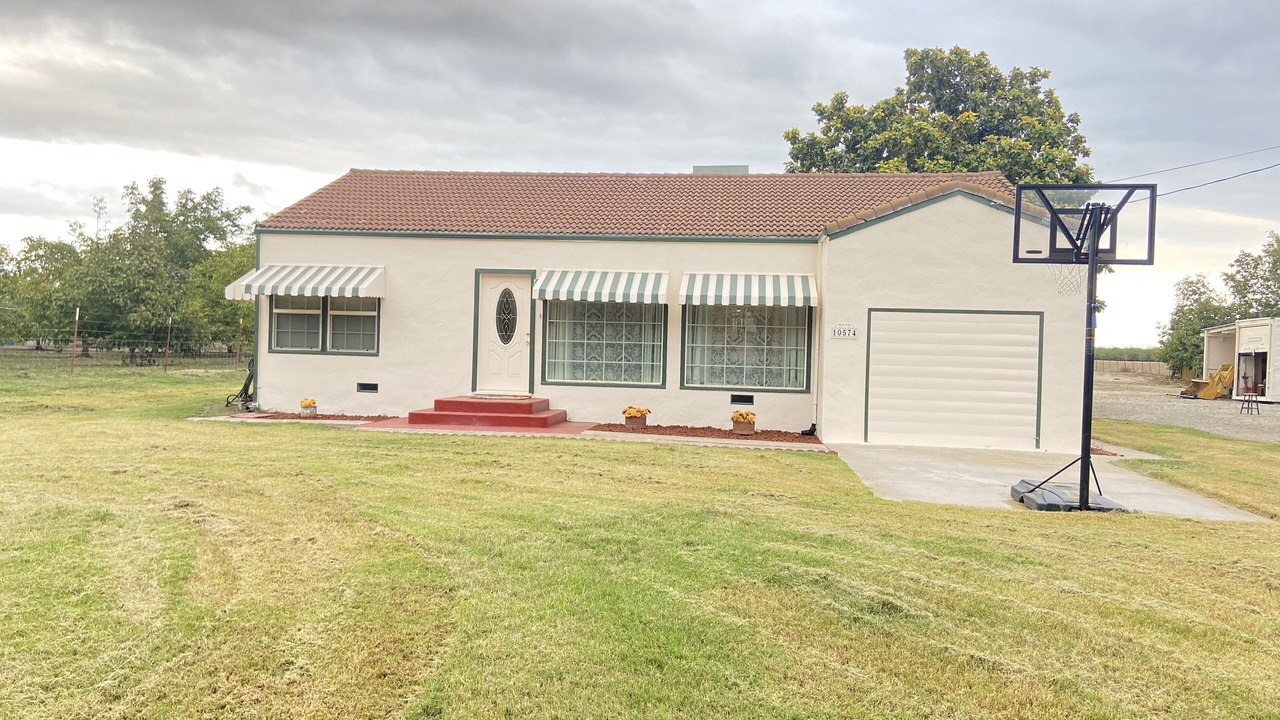 Photo of Outdoor in Peters