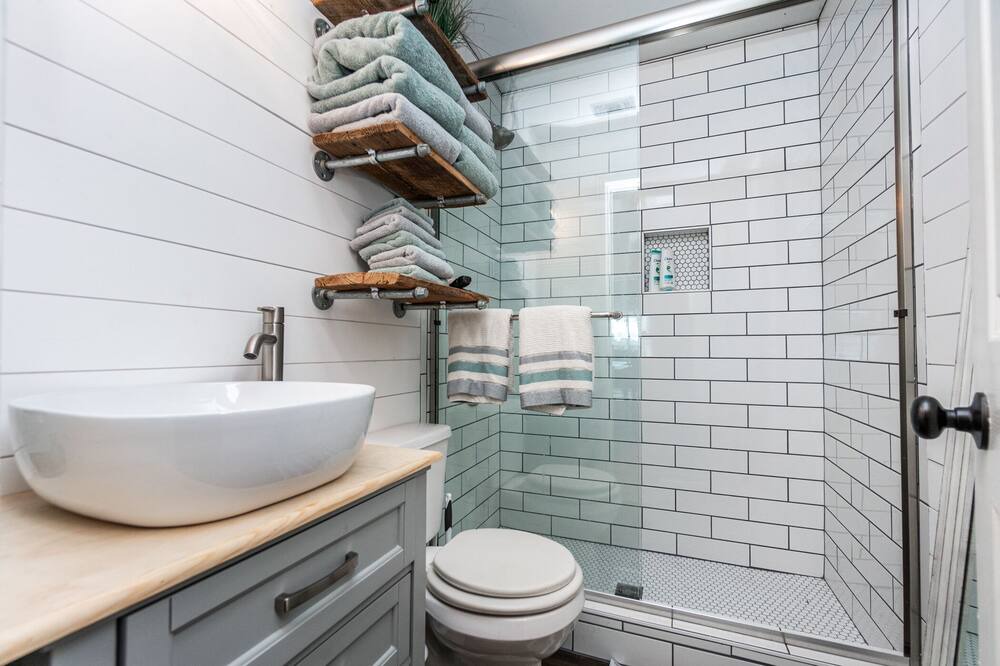 Photo of Bathroom in Lone Star