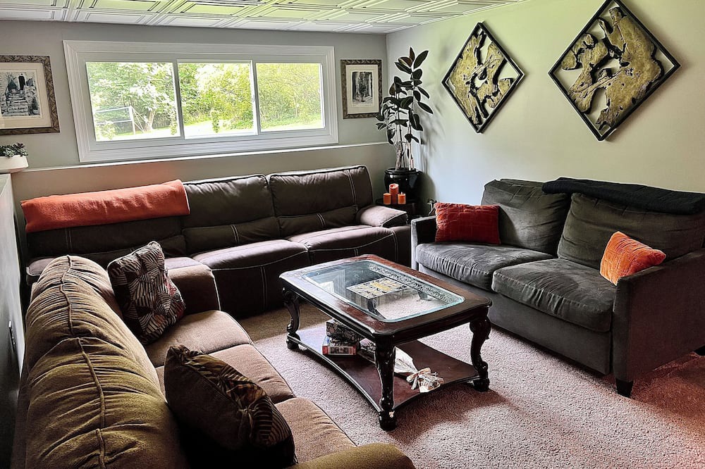 Photo of Livingroom in Brodheadsville