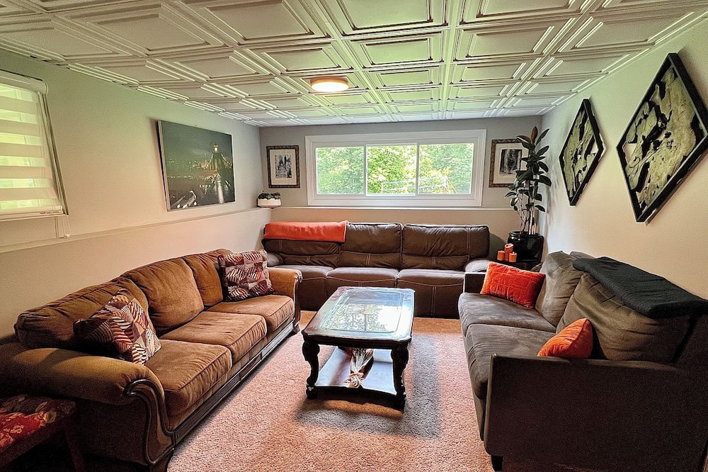 Photo of Livingroom in Brodheadsville