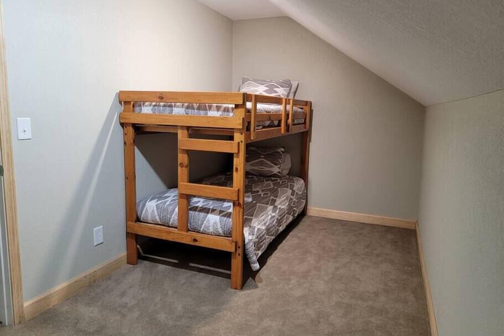Photo of Bedroom in Middlebury