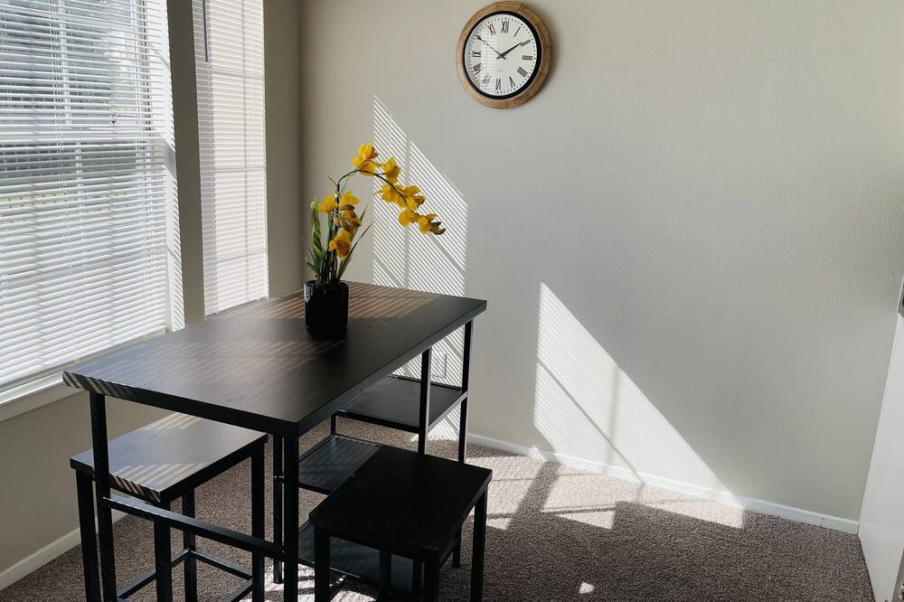 Photo of Kitchen in North Druid Hills