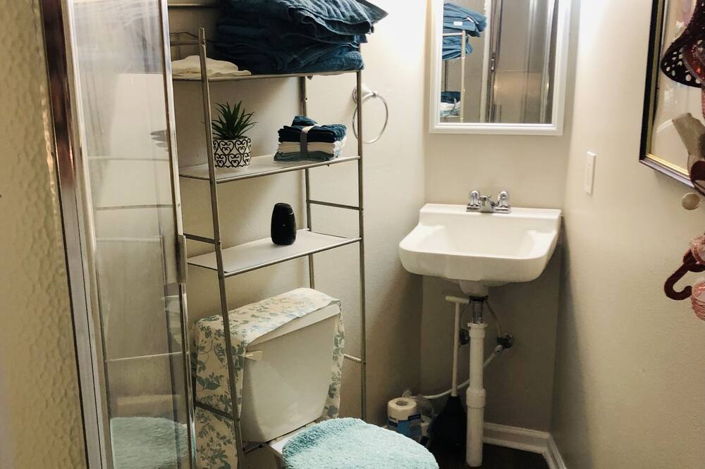 Photo of Bathroom in Natchitoches