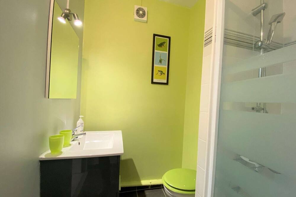 Photo of Bathroom in Roscoff