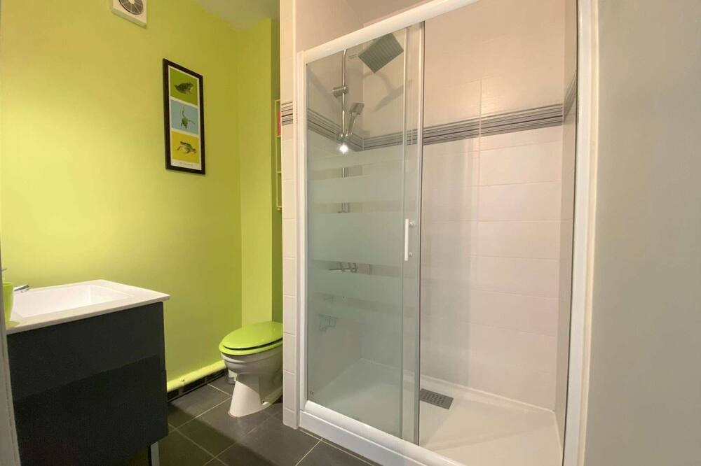 Photo of Bathroom in Roscoff