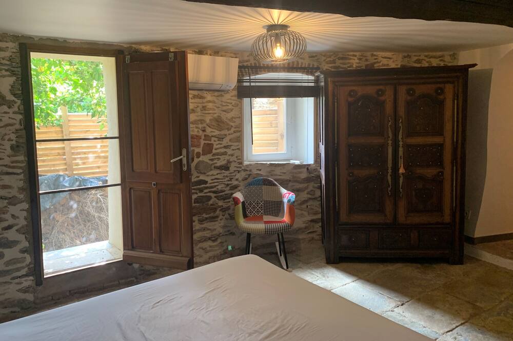 Photo of Bedroom in Oreta