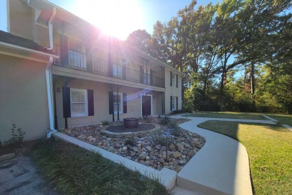 Photo of Outdoor in Judson