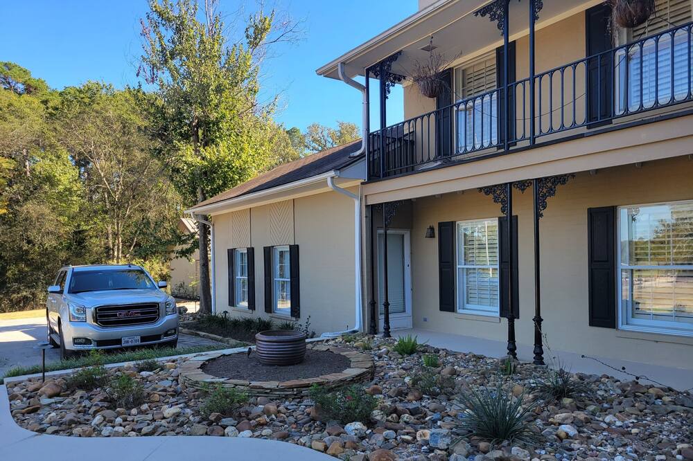 Photo of Outdoor in Judson