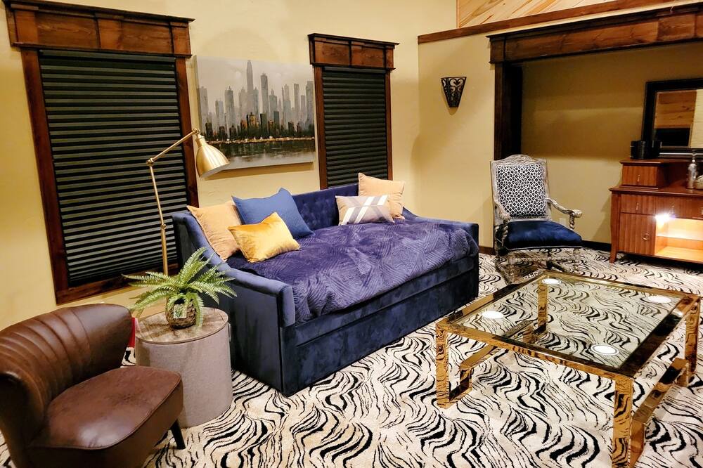 Photo of Livingroom in Judson